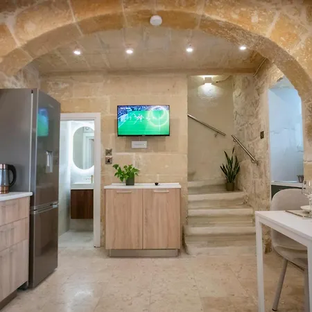 Hnejja - Maltese Character Maisonette In Floriana- 5-min Walk To Valletta Feriehus