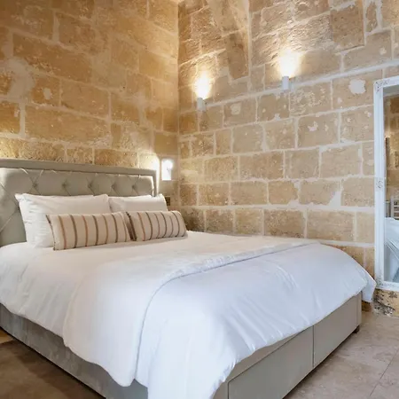 Hnejja - Maltese Character Maisonette In Floriana- 5-min Walk To Valletta * Floriana
