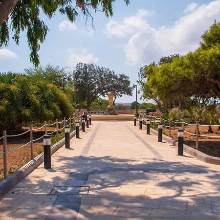 別荘 Hnejja - Maltese Character Maisonette In Floriana- 5-min Walk To Valletta フロリアーナ